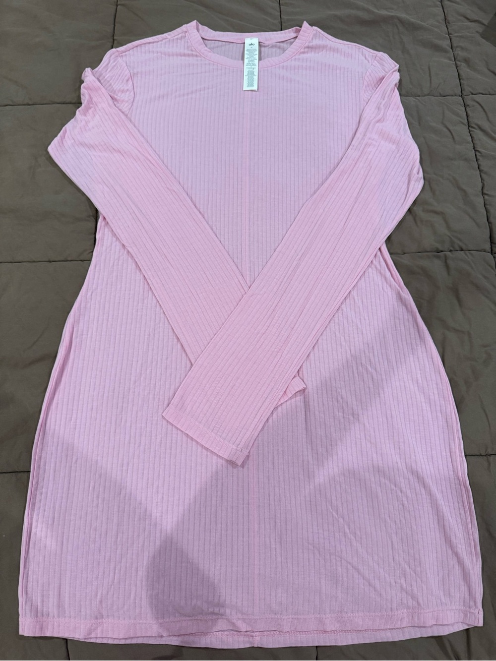 🩷 Alo Baby Pink Ribbed Long Sleeve Dress